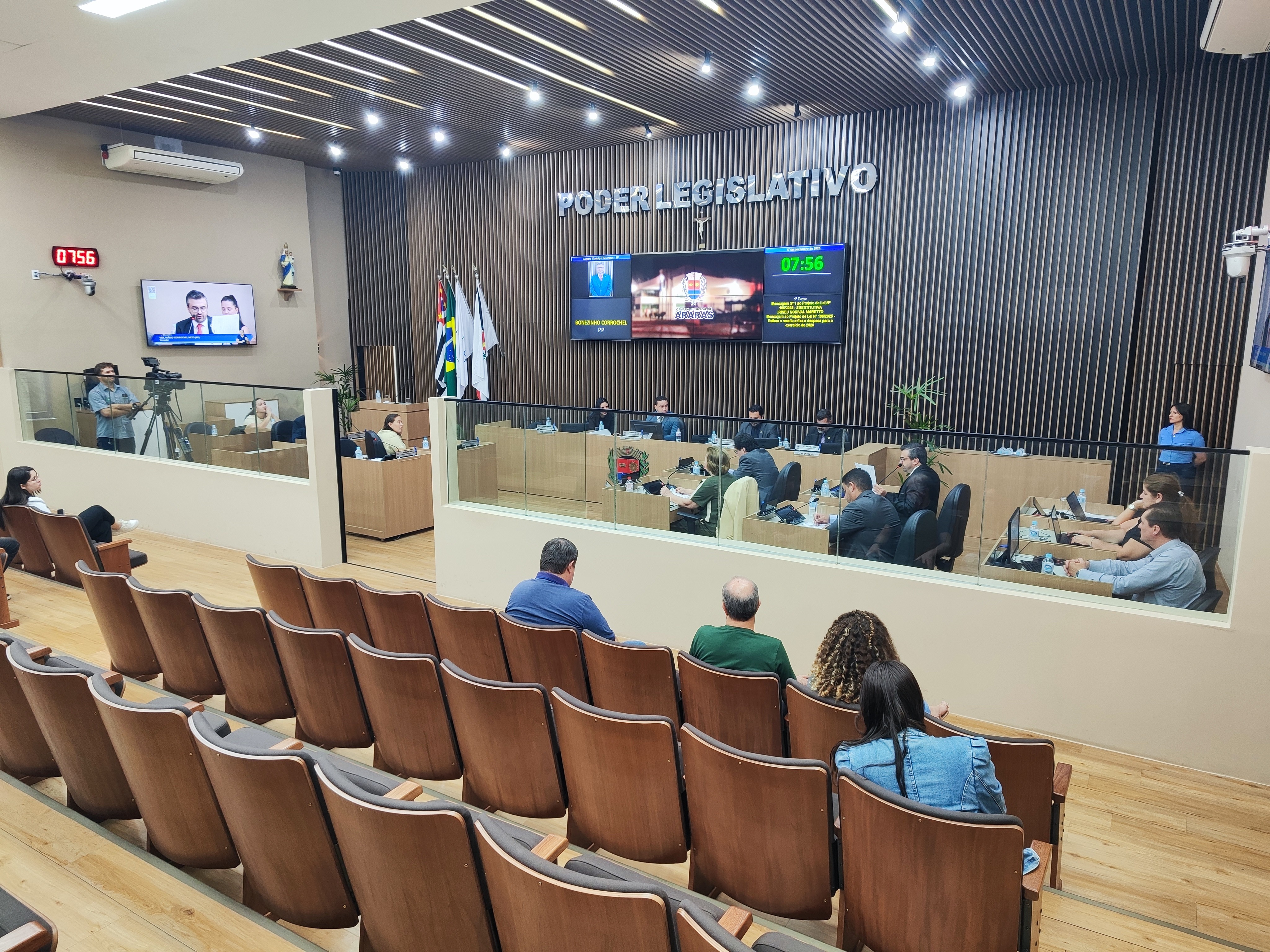 Visualize fotos 17/11/2025 42ª Sessão Ordinária