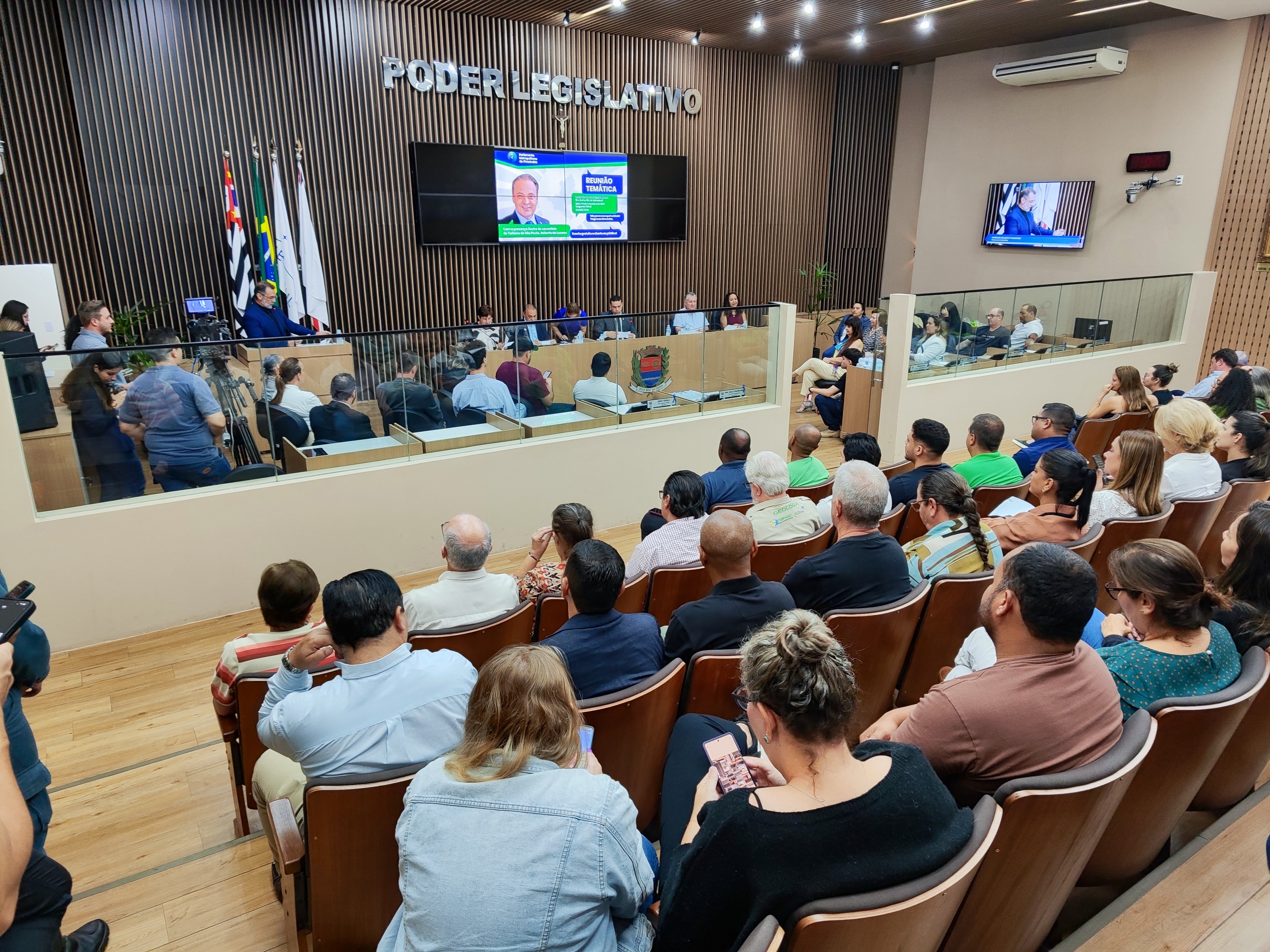 Visualize fotos 24/11/2025 Reunião Temática do Parlamento Metropolitano de Piracicaba com o Secretário Lucena