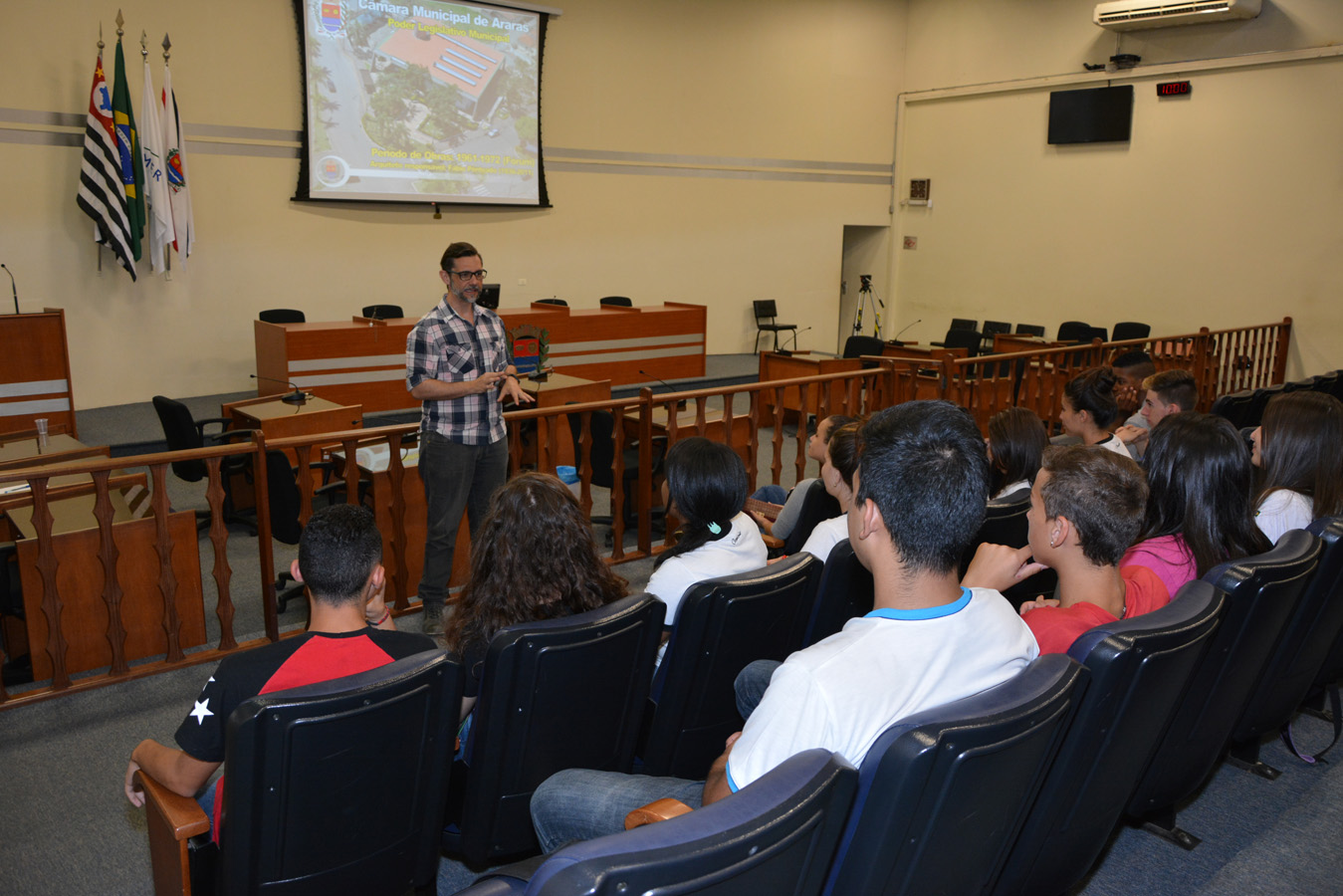 Visualize fotos Câmara Cidadã - Visita Alunos da Aehda