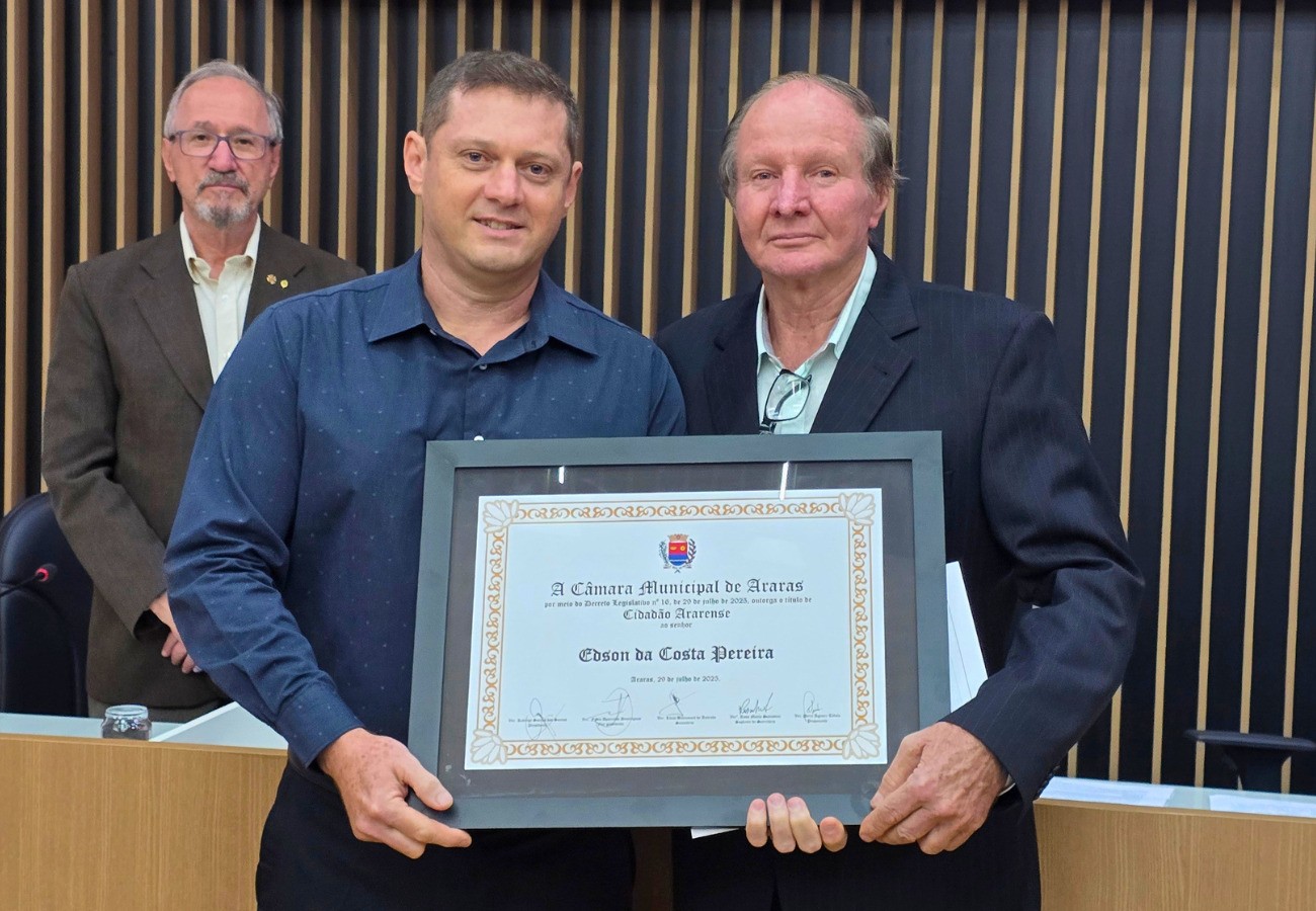 Edson da Costa Pereira recebe Título de Cidadão Ararense